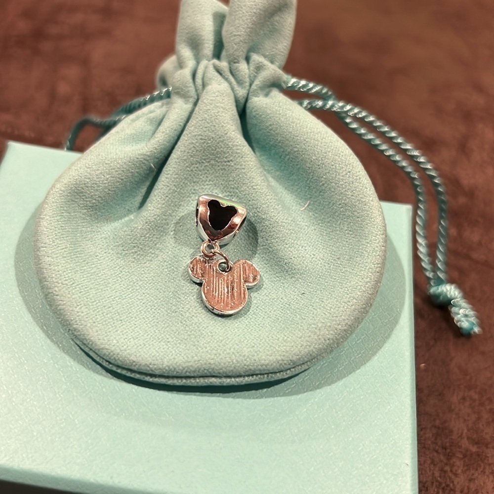 Micky Mouse Pandora Style Bracelet Charm - Picture 2 of 2